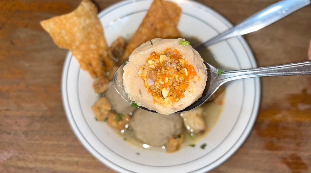 Sajian bakso dari Ba'so Seuseupan Bogor.